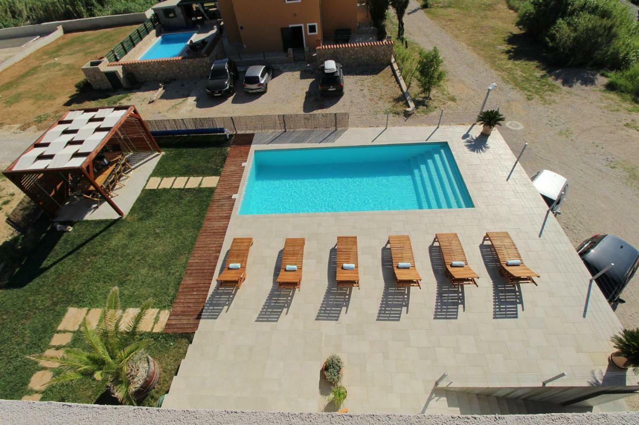 Apartma Nainer *
