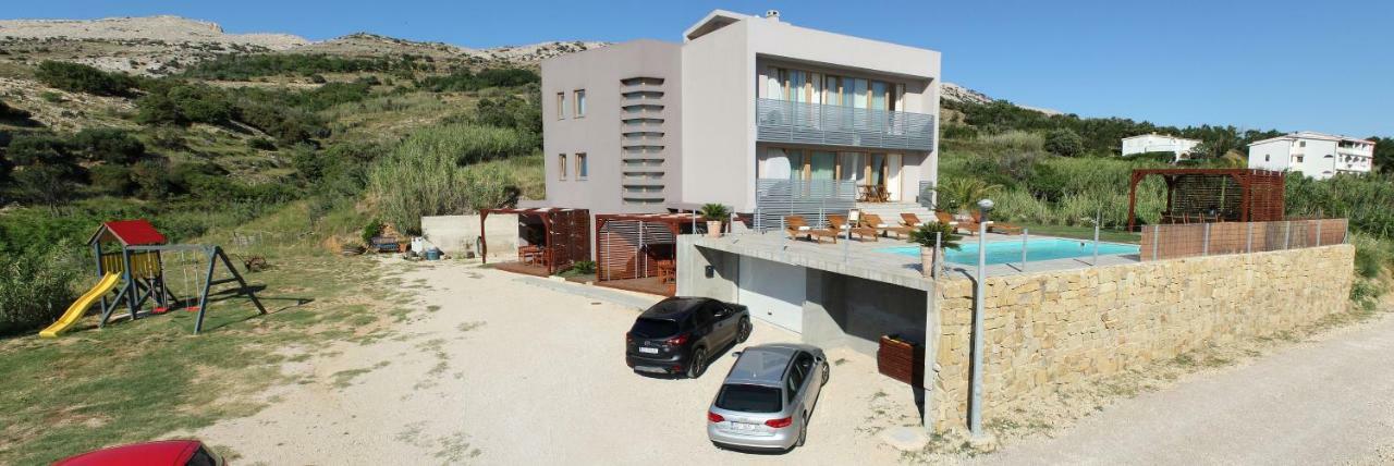 Nainer Apartma Pag Town