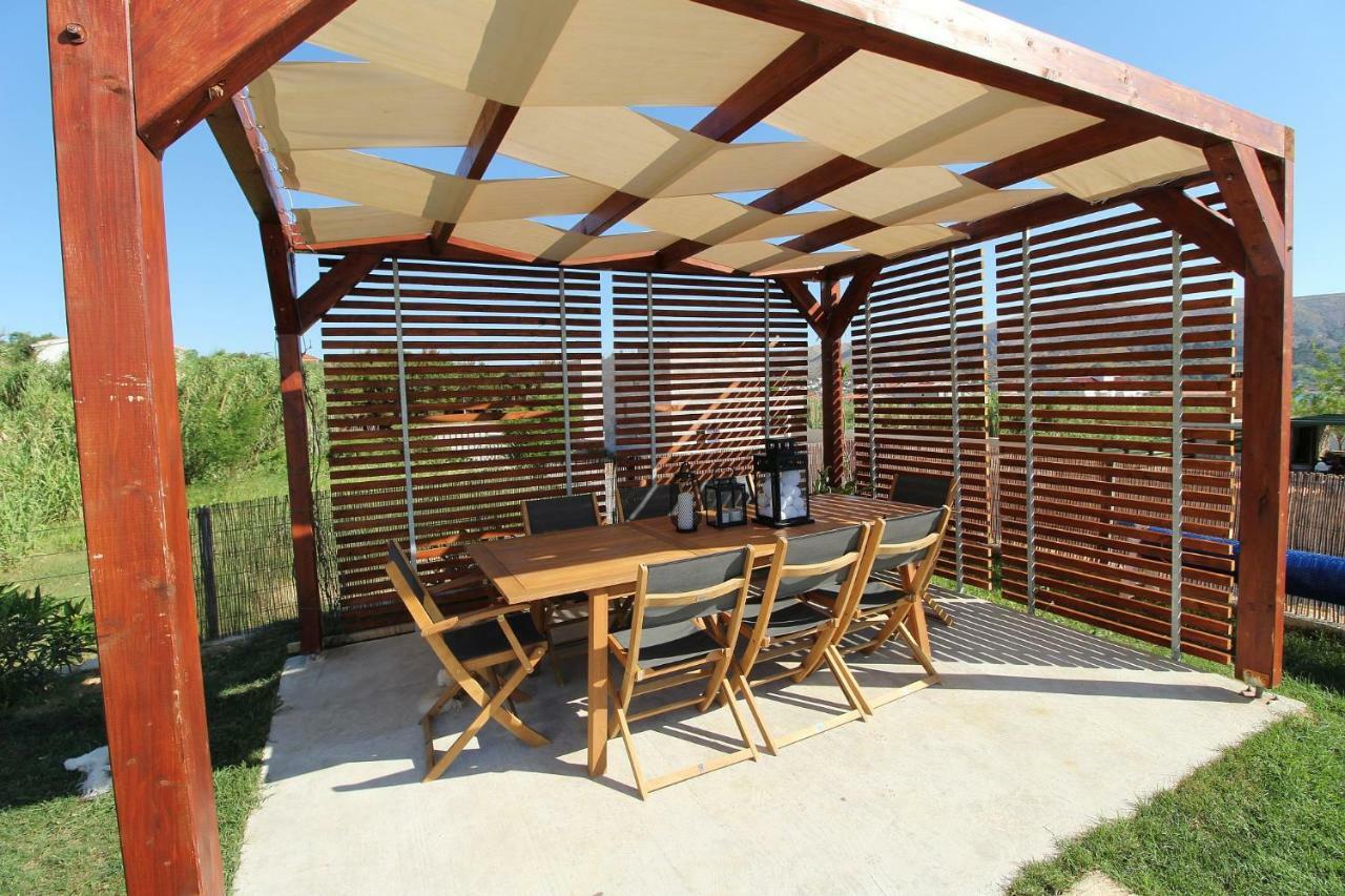 Nainer Apartma Pag Town